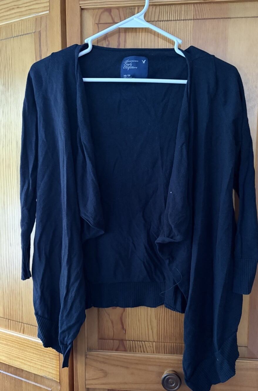 Women’s American Eagle Black Knit Draped Waterfall Cardigan Size XS